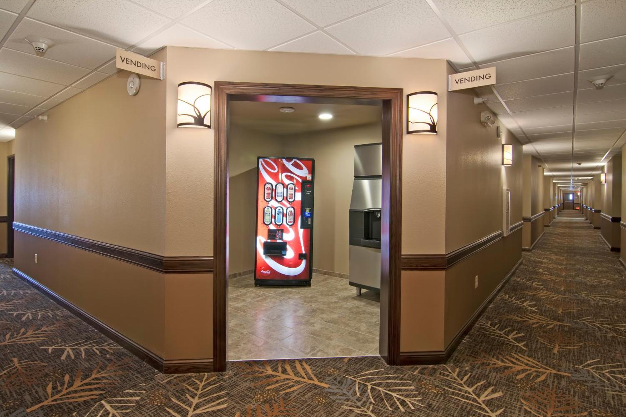Hotel The Watford Watford City Exterior foto